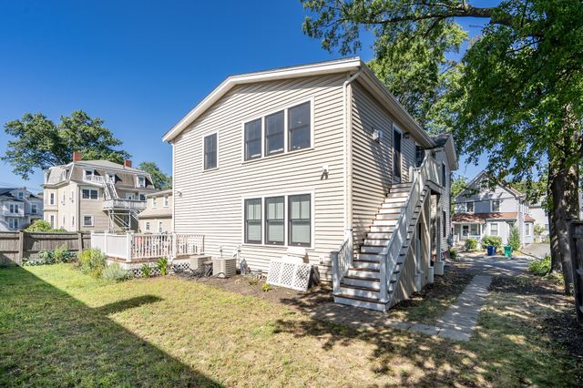20 Waban St 2, Newton, MA 02458