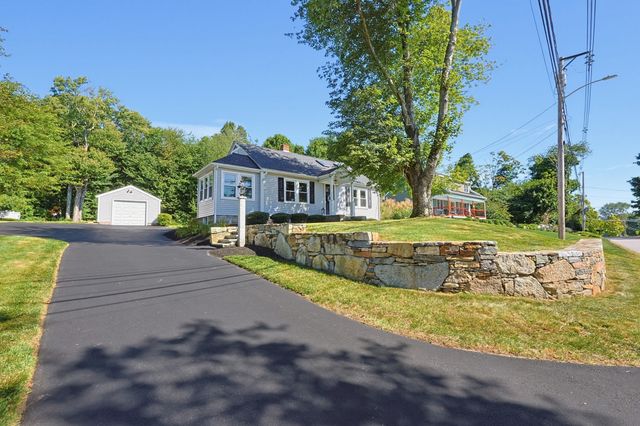 191 Whitins Rd, Sutton, MA 01590