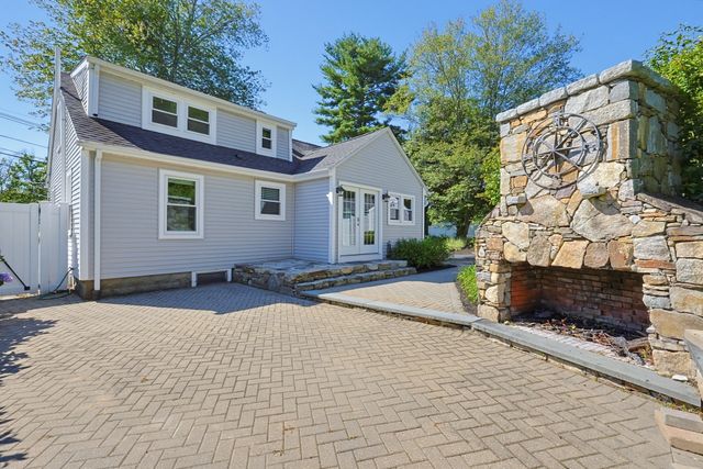 191 Whitins Rd, Sutton, MA 01590