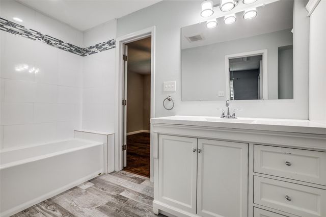 908 Redberry Hill Road, Baytown, TX 77521