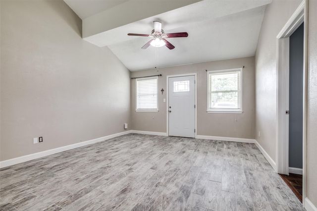 908 Redberry Hill Road, Baytown, TX 77521