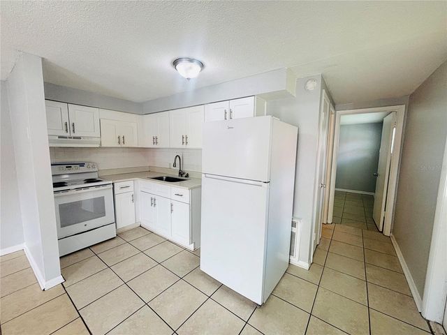 1309 MORRIS PARK, Tampa, FL 33612