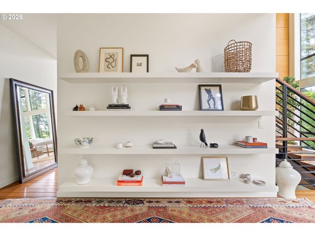 445 Nw SKYLINE Blvd, Portland, OR 97229