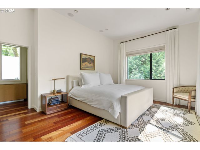 445 Nw SKYLINE Blvd, Portland, OR 97229