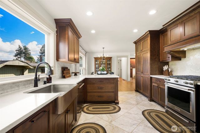 969 B Street, Washougal, WA 98671