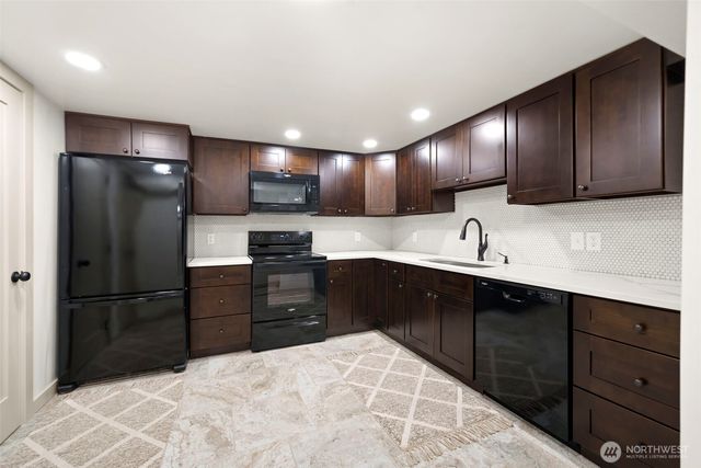 969 B Street, Washougal, WA 98671