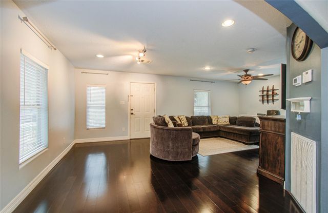 764 Homer Street, Houston, TX 77091