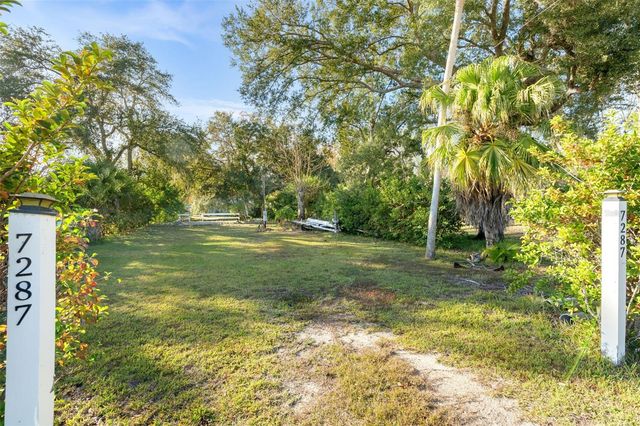 7287 COVENTRY COURT, Weeki Wachee, FL 34607