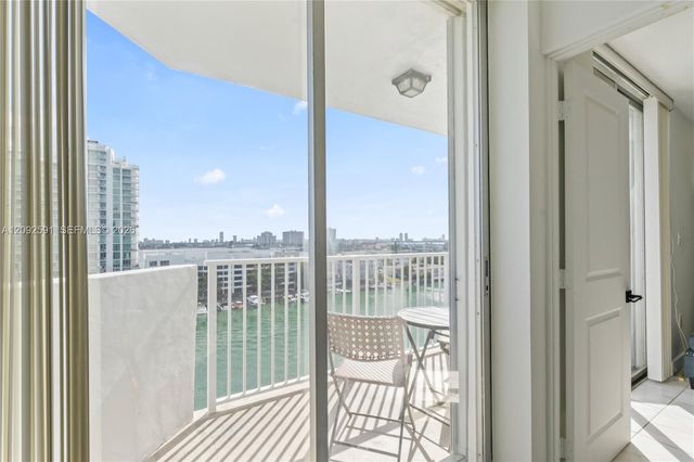 7933 E West Drive 1025, North Bay Village, FL 33141