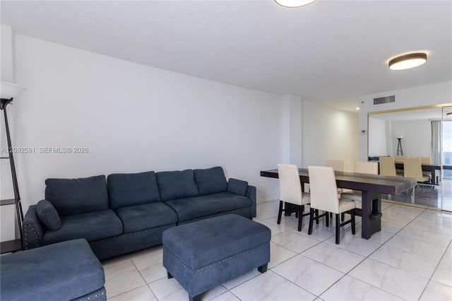 7933 E West Drive 1025, North Bay Village, FL 33141