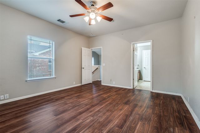 516 Legends Drive, Lewisville, TX 75057