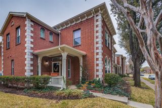 516 Legends Drive, Lewisville, TX 75057