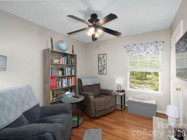 8110 Slickrock Circle, Charlotte, NC 28215