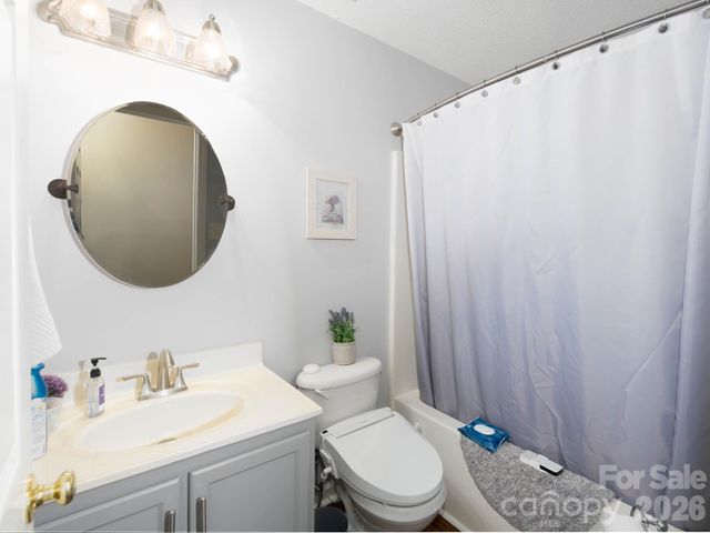 8110 Slickrock Circle, Charlotte, NC 28215