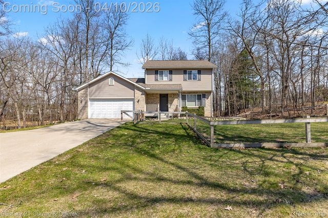 7545 Herbst Road, Genoa Township, MI 48114