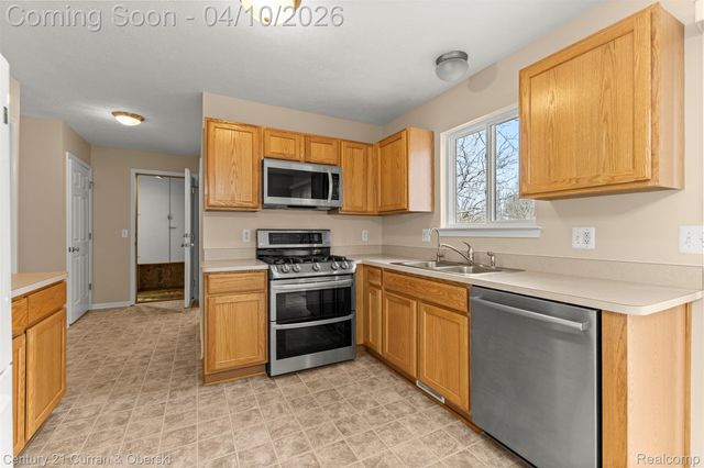 7545 Herbst Road, Genoa Township, MI 48114
