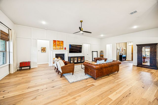 2712 Castlebridge, The Colony, TX 75056