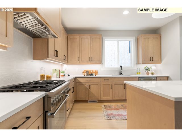 2803 Nw 114TH Ter, Portland, OR 97229