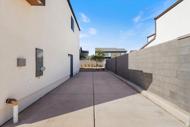 1604 S CEDAR MESA DR, Washington, UT 84780