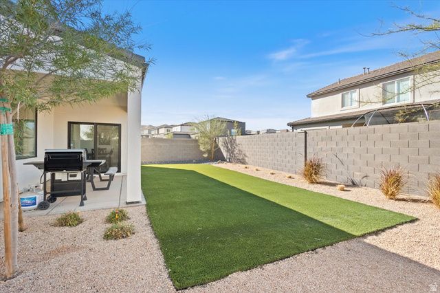 1604 S CEDAR MESA DR, Washington, UT 84780