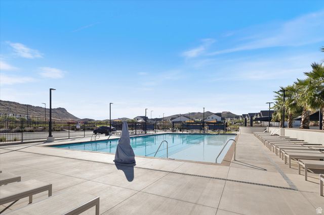 1604 S CEDAR MESA DR, Washington, UT 84780