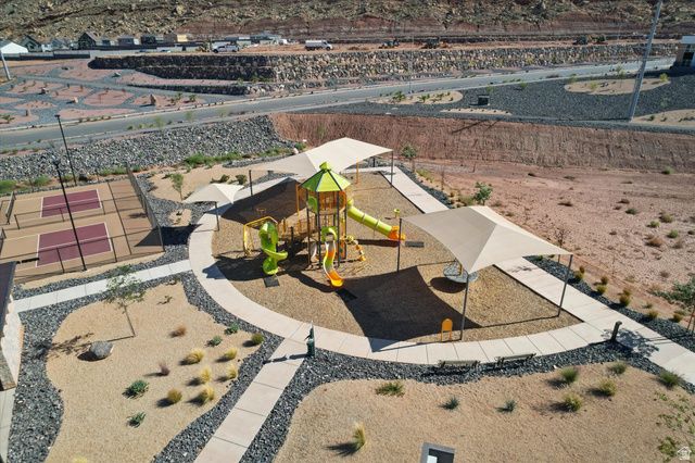 1604 S CEDAR MESA DR, Washington, UT 84780