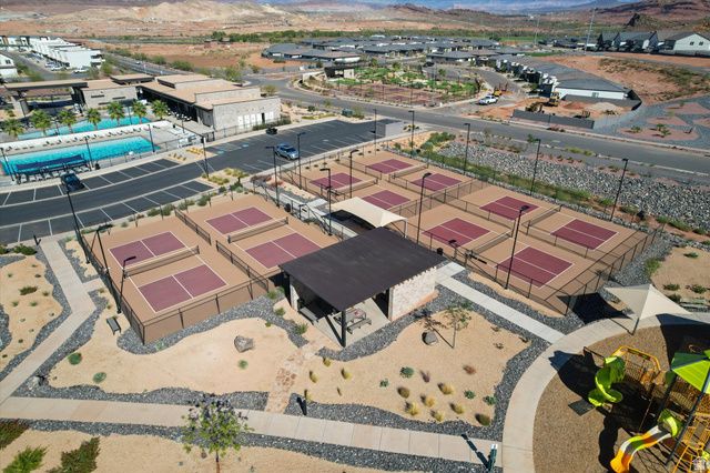 1604 S CEDAR MESA DR, Washington, UT 84780