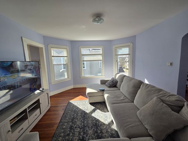 115-117 Northampton Ave, Springfield, MA 01109