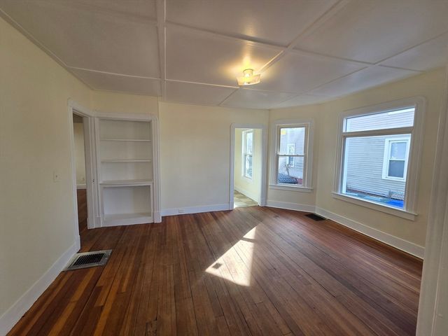 115-117 Northampton Ave, Springfield, MA 01109