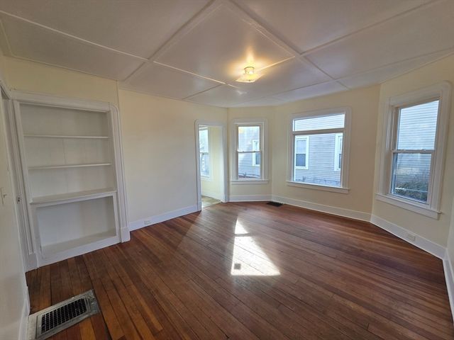 115-117 Northampton Ave, Springfield, MA 01109