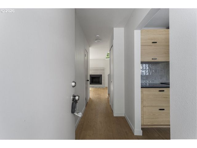 17766 Nw LAKEWAY Ct, Beaverton, OR 97006