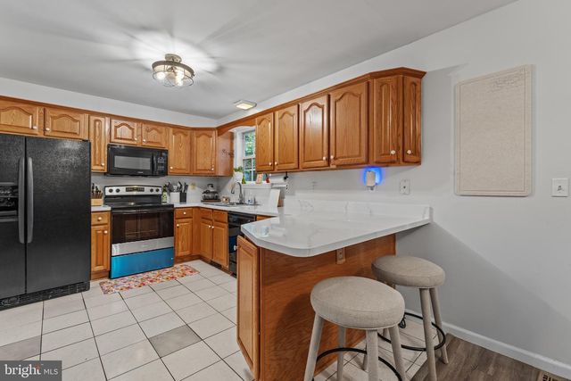 7774 OLD HOUSE RD, Pasadena, MD 21122