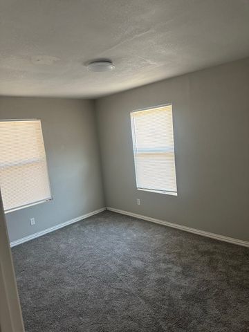 2923 Carpenter Avenue, Dallas, TX 75215