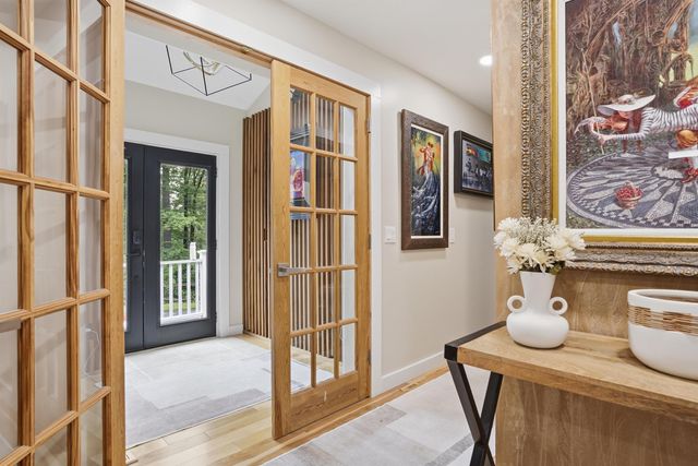 17 Spring Hill Road, Mont Vernon, NH 03057