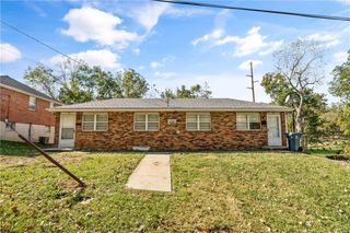 100 S Oxford Avenue, Independence, MO 64053