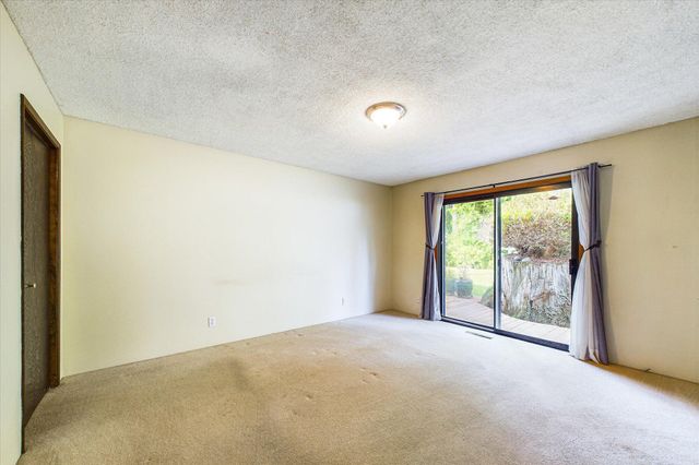 830 Holman Way, Fortuna, CA 95540