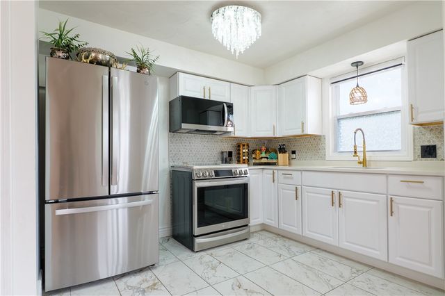 216 Wendell Street, Providence, RI 02909