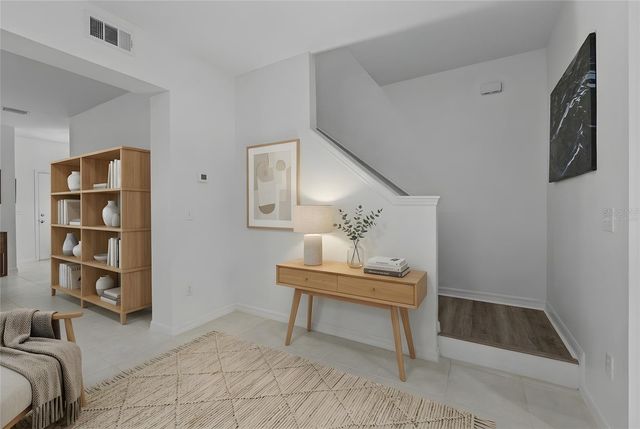 9410 GEORGIAN PARK LANE 105, Tampa, FL 33626