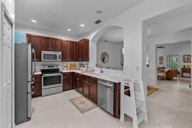 9410 GEORGIAN PARK LANE 105, Tampa, FL 33626