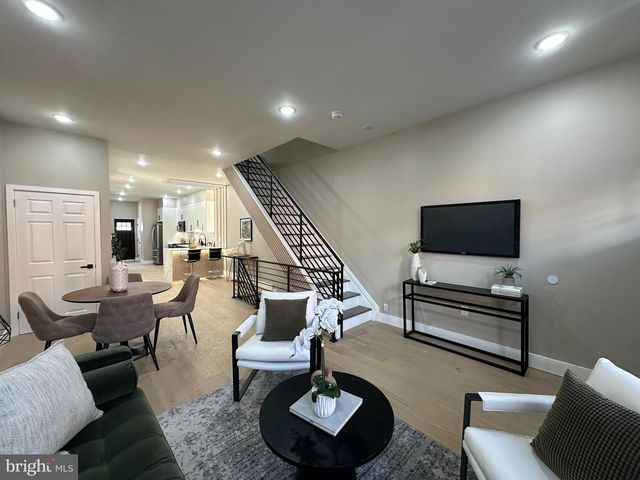 1822 S 16TH ST, Philadelphia, PA 19145