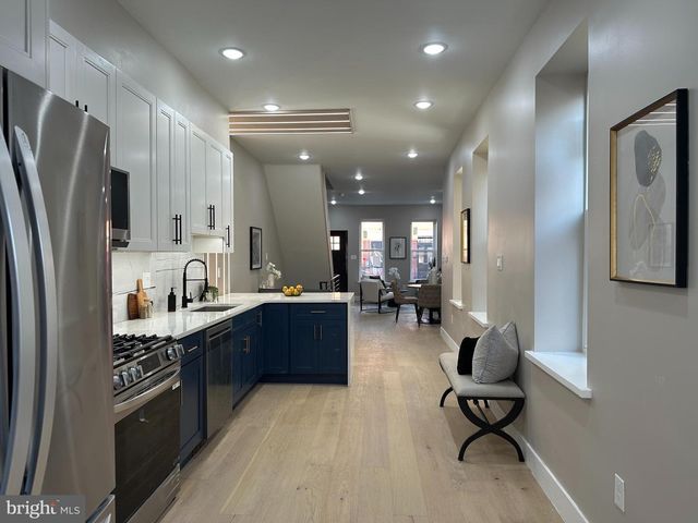 1822 S 16TH ST, Philadelphia, PA 19145