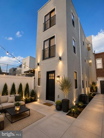 1822 S 16TH ST, Philadelphia, PA 19145