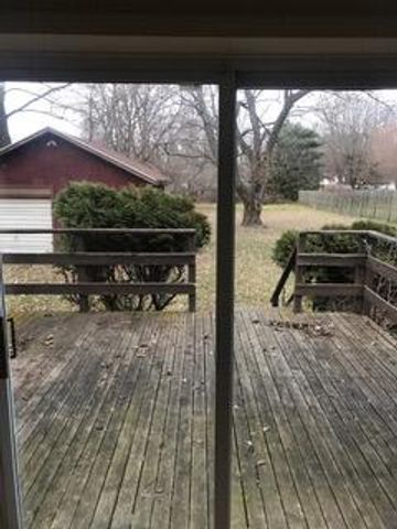204 W Berry Avenue, Lansing, MI 48910