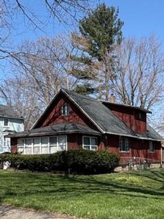204 W Berry Avenue, Lansing, MI 48910
