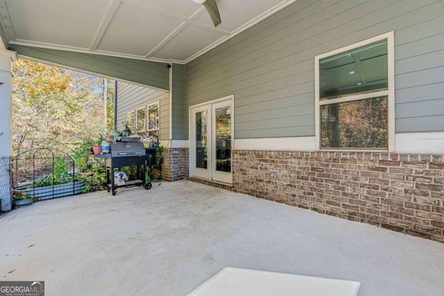 534 Paden Bluff Trail, Lawrenceville, GA 30044