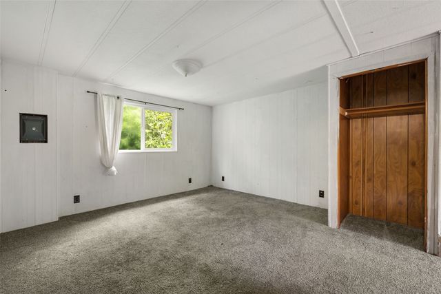 1916 Key Peninsula Highway NW, Lakebay, WA 98349