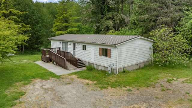 1916 Key Peninsula Highway NW, Lakebay, WA 98349
