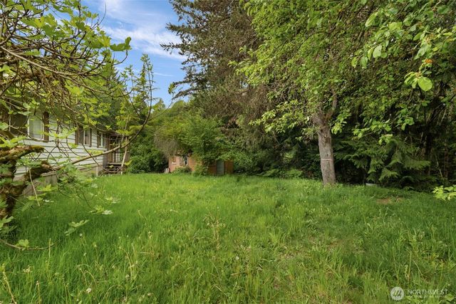 1916 Key Peninsula Highway NW, Lakebay, WA 98349