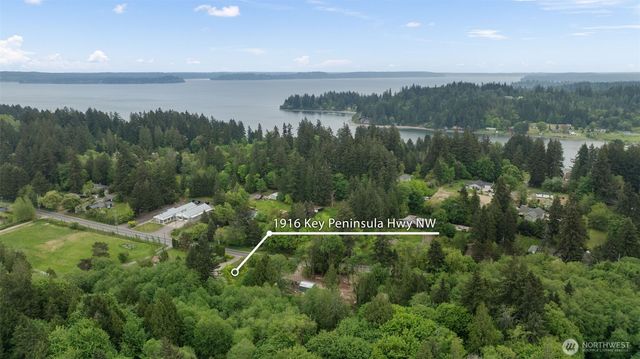 1916 Key Peninsula Highway NW, Lakebay, WA 98349