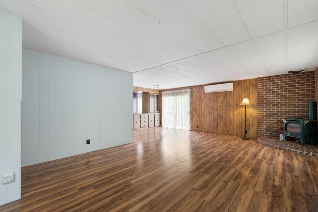 1916 Key Peninsula Highway NW, Lakebay, WA 98349
